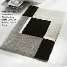 contemporary black and white bath rugs