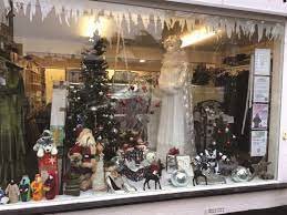 Henley in arden has been saved as your local news location. Christmas Window Displays Congratulated By High Bailiff