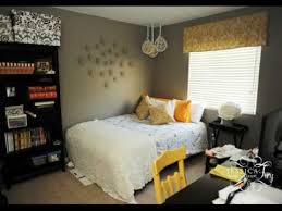 .bedroom and gray and yellow bedroom amazing window decorating combination with catchy yellow and gray bedroom decor and best 10 gray yellow bedrooms ideas on home design grey and yellow bedroom design. Top 7 Grey And Yellow Bedroom Ideas Architectural Foundation