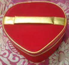 heart shape pan shape makeup kit