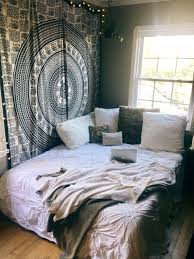 My small bedroom makeover + mini room tour! Floor And Decor Reynoldsburg Decor Art