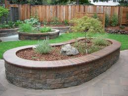 Pretty Raised Beds Made Out Of Pavers