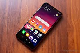 The display is protected by corning gorilla glass 5. Xiaomi Redmi 8a Hands On Review Software And Performance