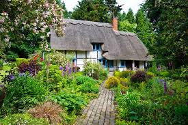 Design An Old Fashioned Cottage Garden