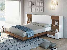 Elegant Wood Luxury Platform Bed With