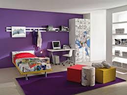 How To Decorate A Bedroom With Purple Walls