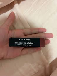 mac lipsticks 820 retro beauty