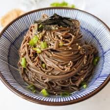 10 minute easy sesame soba noodles