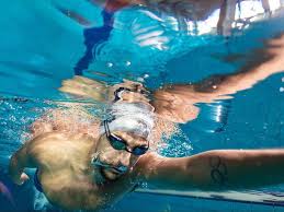 9 swimming drills for beginners to