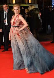 Mockingjay pt.2 premiere in london.subscribe to our channel. 3 Elizabeth Banks At The World Premiere Of The Hunger Games Mockingjay Part 1 Nice Dresses Celebrity Dresses Celebrity Style Red Carpet