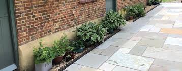 How To Use Edging In Your Garden
