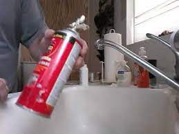how to remove spray foam from hands