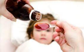 Cách chăm sóc và dùng thuốc hạ sốt tại nhà cho trẻ trong mùa dịch COVID-19