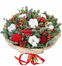 Зимний букет с хлопком и розами | Купить с доставкой в Ростове-на-Дону