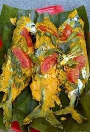 Check spelling or type a new query. Pepes Ikan Bumbu Kuning Pepes A Cooking Method Using Banana Leaf Wrapping That Is Then Cooked With Steam Boiling Wat Fish Recipes Cooking Recipes Recipes
