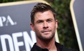 The introduction to chris hemsworth's character in extraction is the ultimate hold my beer. 20 Best Chris Hemsworth Haircuts Hairstyles Modern Men S Guide