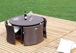 outdoor dining tables