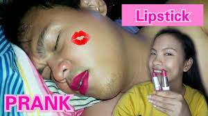 100 layers of lipstick prank on