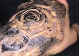 Days three and four may be the most challenging time in the healing process, because that's when your itchy tattoo starts to become unbearable. Tattoo Healing Process Stages Day By Day Aftercare Timeline 2021
