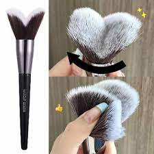 makeup brush jaw cosmetic tool