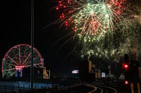 coney island hosts last fireworks show