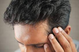 which vitamin deficiency cause hair loss