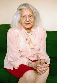 La mère de catherine deneuve, renée simonot, connue à la ville sous le nom de renée dorléac, est morte le 11 juillet 2021 à 109 ans. Renee Simonot Gerontology Wiki Fandom