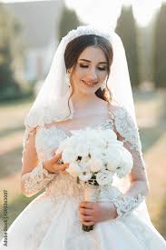 wedding dress dreamy bride hold