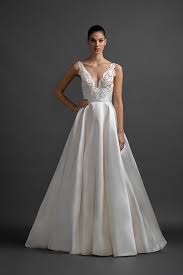 Nie sprzedajemy rowerów jakości marketowej. Lazaro Wedding Dresses In Dubai Exquisite Bridal Gowns Esposa