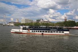 luxury boats for any thames event