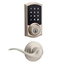 Unlock the door with a code. Kwikset Smartcode 915 Touchscreen Satin Nickel Single Cylinder Electronic Deadbolt W Smartkey Security And Tustin Passage Lever 915tnl720 15smt The Home Depot