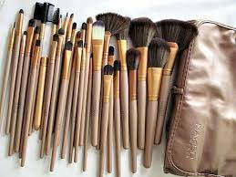 3 professional makeup brush set