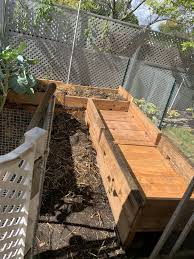 how do you build a raised garden bed