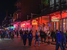 at night in new orleans
