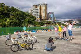 exploring new taipei by cycling