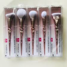 precision foundation brush