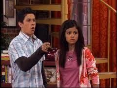 Alex russo and her brothers justin and max come from a long line of wizards and now must master their newly learned powers or lose them forever. Wizard School Part 1 Wizards Of Waverly Place Wiki Fandom