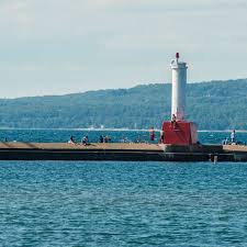 30 amazing things to do in petoskey mi