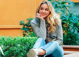 chloe lukasiak breaks down her go to