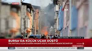 Bursa'da eğitim uçağı sokağa düştü: 2 ölü - Son Dakika Haberleri