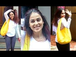 genelia d souza looking cute without