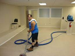 carpet cleaner of clean dry carpet