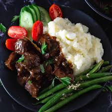ultimate beef tips recipe with red wine