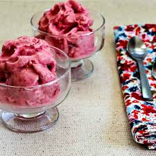 low sugar strawberry frozen yogurt