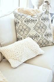 a casual pillow arrangement you should
