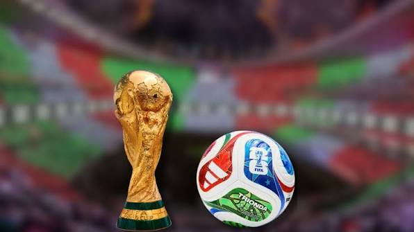 Deportes ¡El trofeo de la Copa del Mundo llegó a CDMX! 🏆✨ No te pierdas la oportunidad de verlo en persona. 🇲🇽⚽