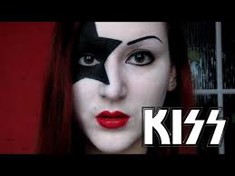 gene simmons gives kiss makeup tutorial