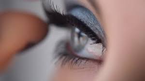 beauty woman eye makeup false