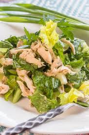 Top with fried wontons or chow mein noodles and gently toss again. Chinese Chicken Salad Dressing Made With Sugar Water Rice Wine V Chinese Chicken Salad Chinese Chicken Salad Dressing Recipe Chinese Chicken Salad Dressing
