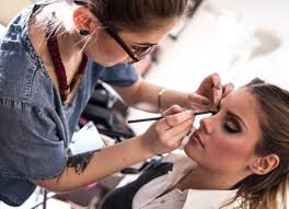 5 reasons being a makeup artist is